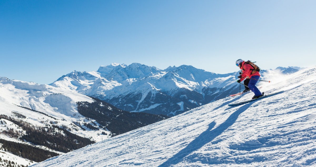 A Unique Easter Experience - Ski Armadillo